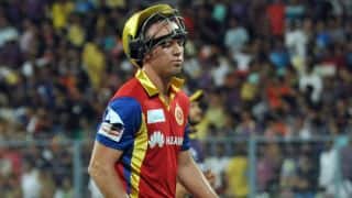 AB de Villiers dismissed for 21 against Chennai Super Kings in Match 37 of IPL 2015